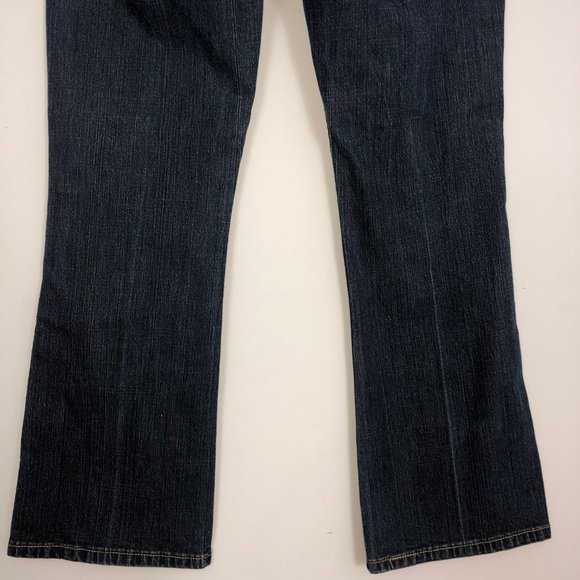 Levis Jeans Womens 12 Stretch Flap Pockets Medium Wash Blue Denim Mid Rise - Picture 6 of 12